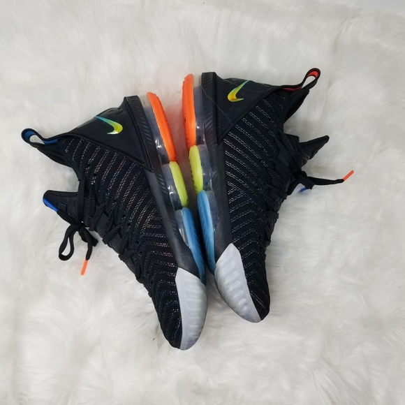 Nike LeBron 16 “I Promise” Limited Mens Sneaker - Picture 4 of 7